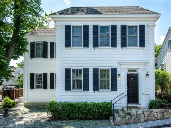 Cape Cod Home 994593