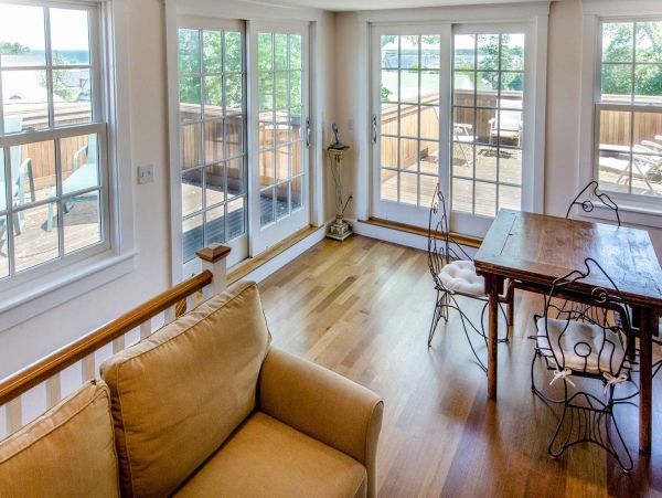 Cape Cod Home 994593