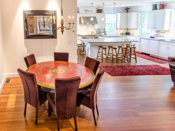 Cape Cod Home 994593