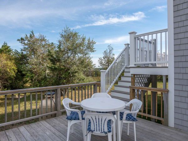 Cape Cod Home 994596