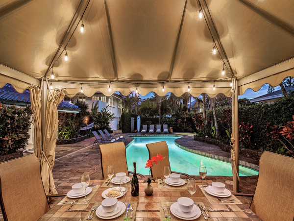 Private Gated Estate Home One Min Walk to Ocean Private Pool Luxury