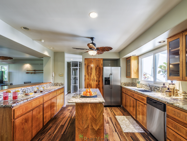 Private Gated Estate Home One Min Walk to Ocean Private Pool Luxury