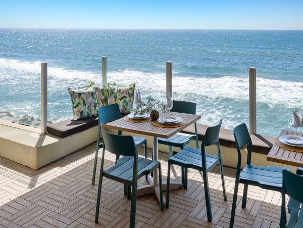 Oceanfront Vacation Condo In Oceanside Sleeps 10 Guests
