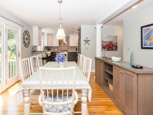 Cape Cod Home 994601