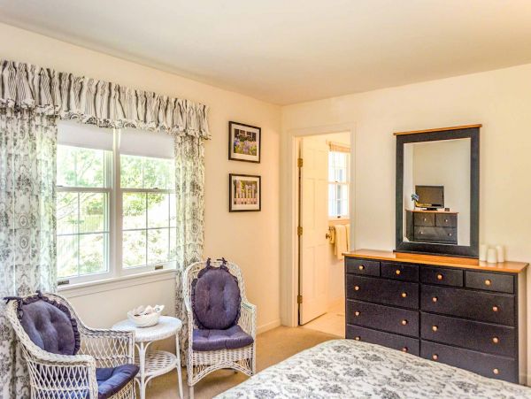 Cape Cod Home 994601