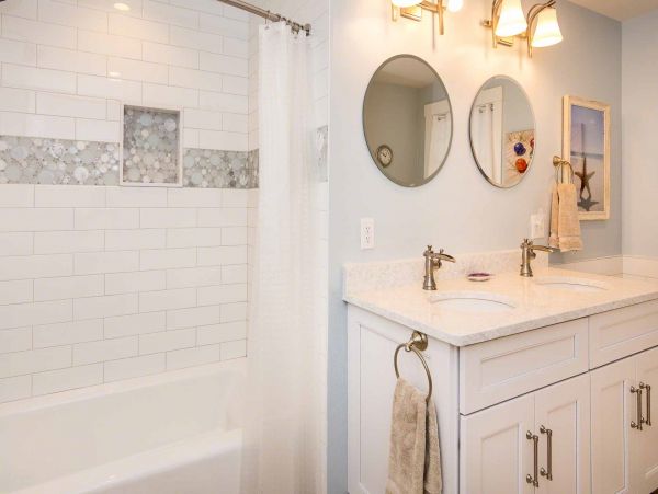 Cape Cod Home 994601