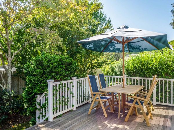 Cape Cod Home 994601