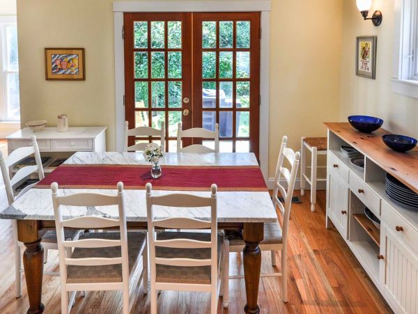 Cape Cod Home 994602