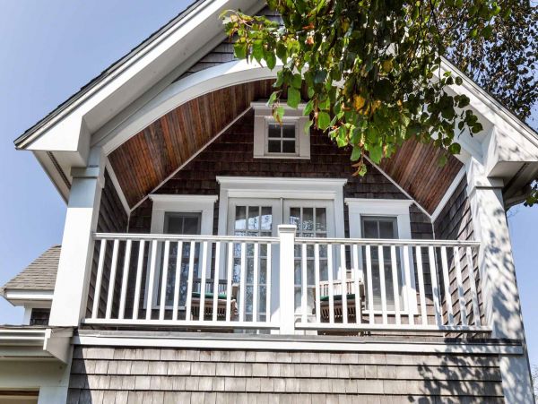 Cape Cod Home 994602