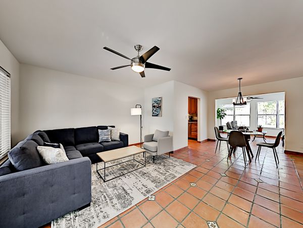 Two Bedroom Rental Home in Fort Lauderdale with Pool