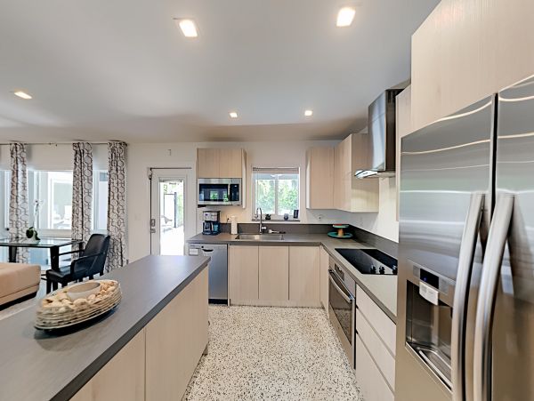 Luxury Vacation Home With Private Pool 8 Guests