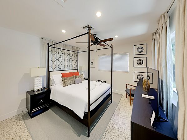 Luxury Vacation Home With Private Pool 8 Guests