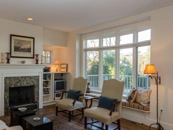 Cape Cod Home 994608