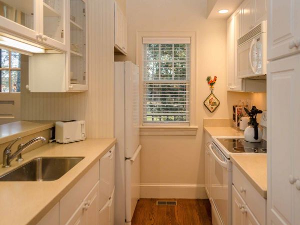 Cape Cod Home 994608