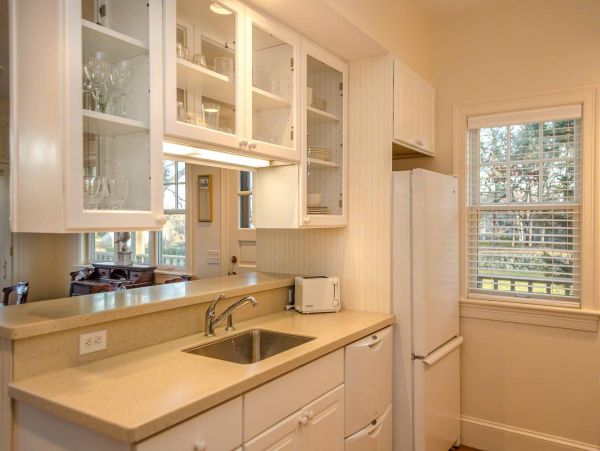 Cape Cod Home 994608