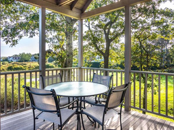 Cape Cod Home 994608