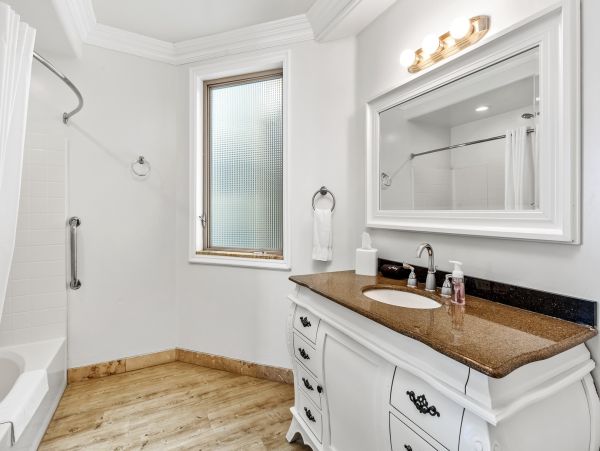 Ocean Views 5 Bedroom Oceanside Luxury Vacation Beach Condo