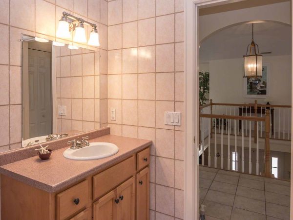 Cape Cod Home 994610