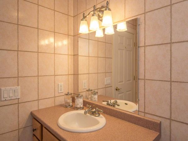 Cape Cod Home 994610