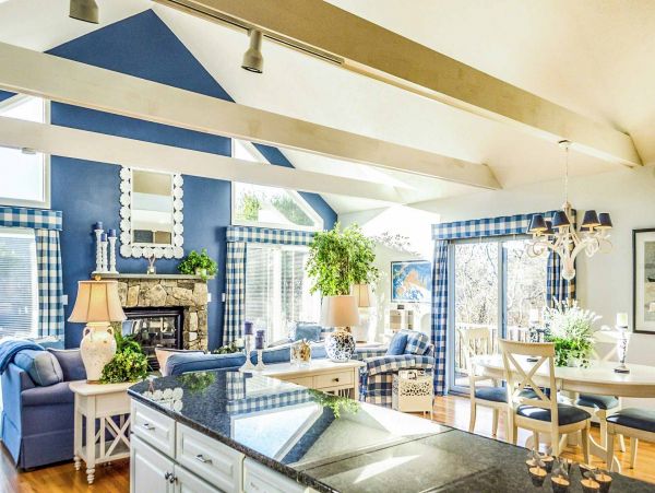 Cape Cod Home 994611