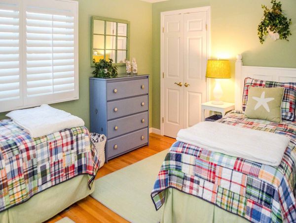 Cape Cod Home 994611