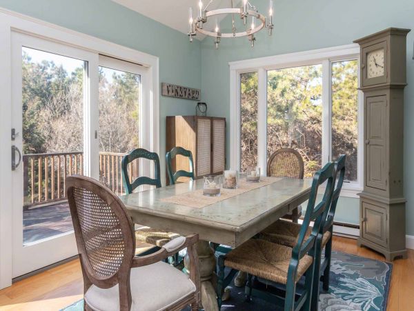 Cape Cod Home 994614