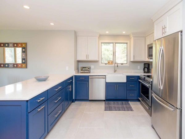 Cape Cod Home 994615