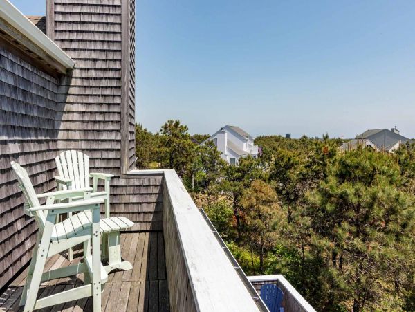 Cape Cod Home 994615