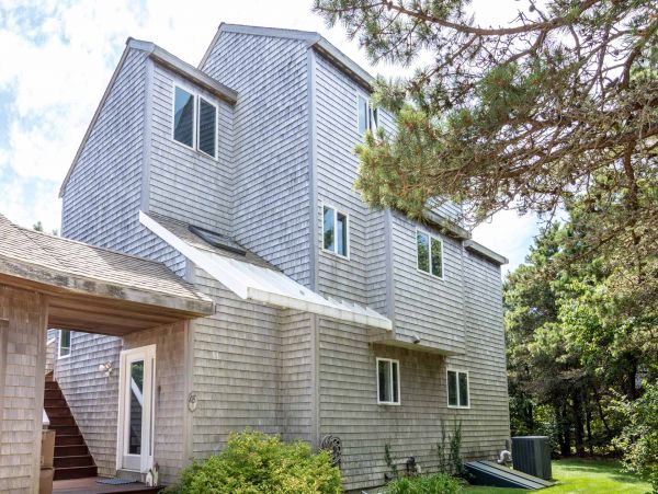 Cape Cod Home 994615