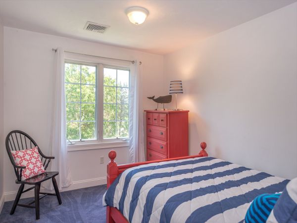 Cape Cod Home 994618