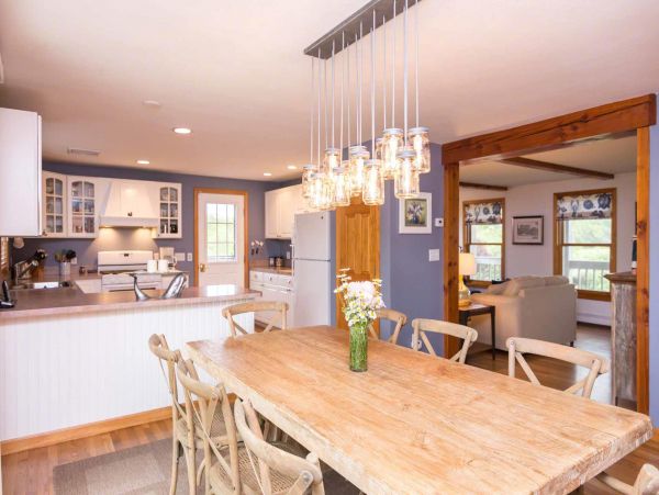 Cape Cod Home 994619