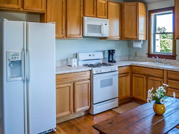 Cape Cod Home 994619
