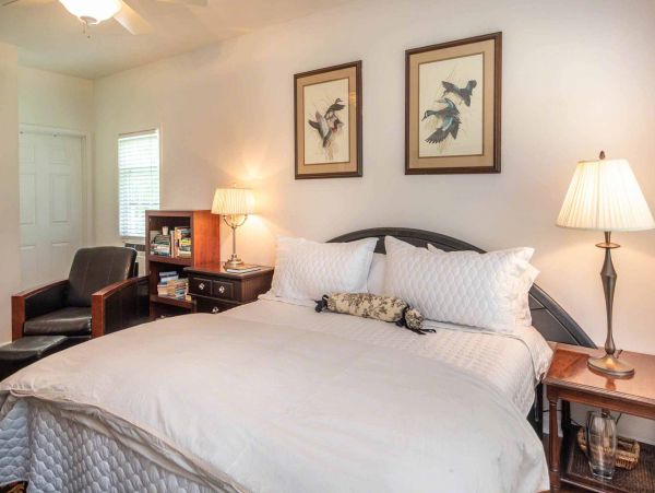 Cape Cod Home 994620