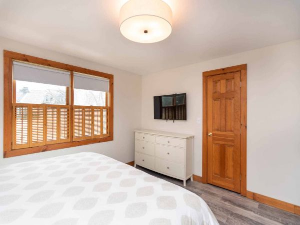 Cape Cod Home 994622