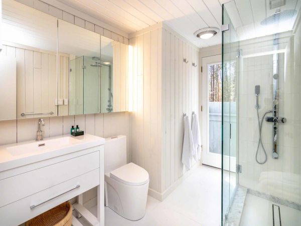Cape Cod Home 994623