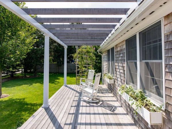 Cape Cod Home 994625