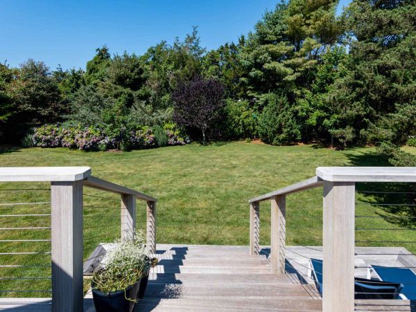 Cape Cod Home 994625