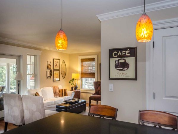 Cape Cod Home 994626