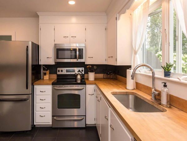 Cape Cod Home 994630