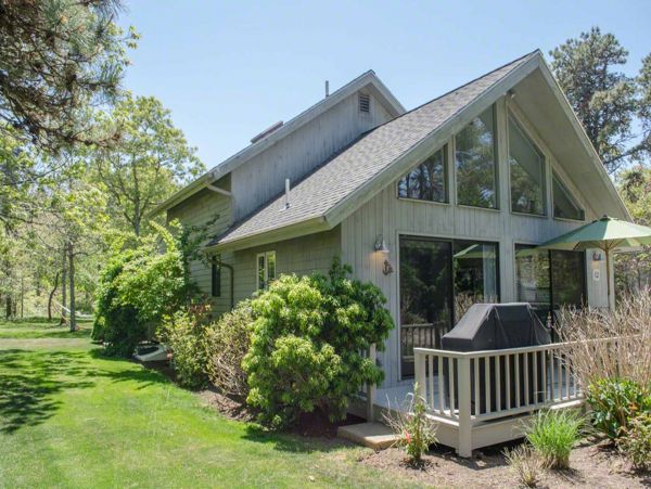 Cape Cod Home 994633