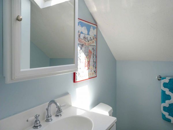 Cape Cod Home 994633