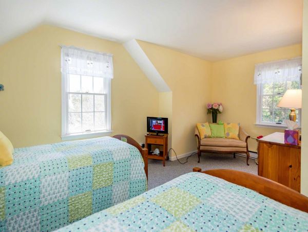 Cape Cod Home 994634