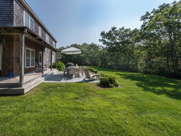 Cape Cod Home 994637