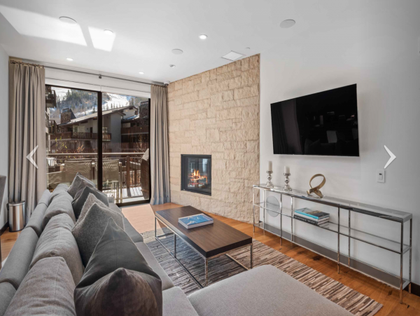 Luxury Lionshead Accommodations short walk to lift