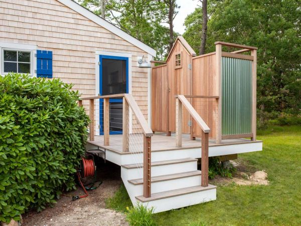 Cape Cod Home 994643