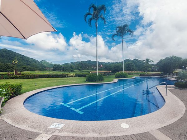 Playa Herradura Vacation Beach Condo Six Bedrooms Sleeps 12