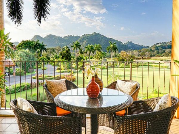 Playa Herradura Vacation Beach Condo Six Bedrooms Sleeps 12