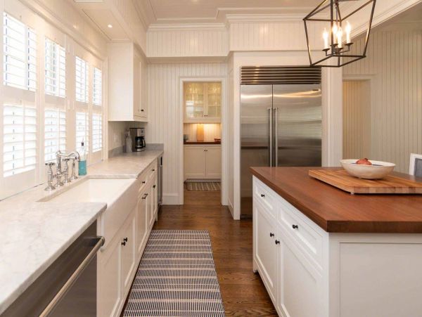 Cape Cod Home 994648