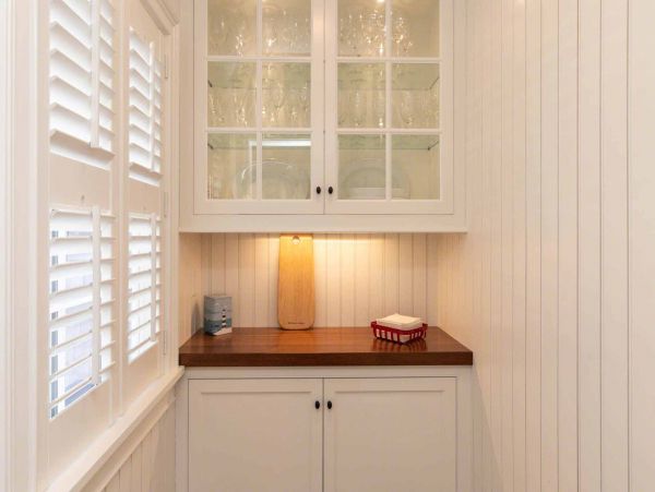 Cape Cod Home 994648