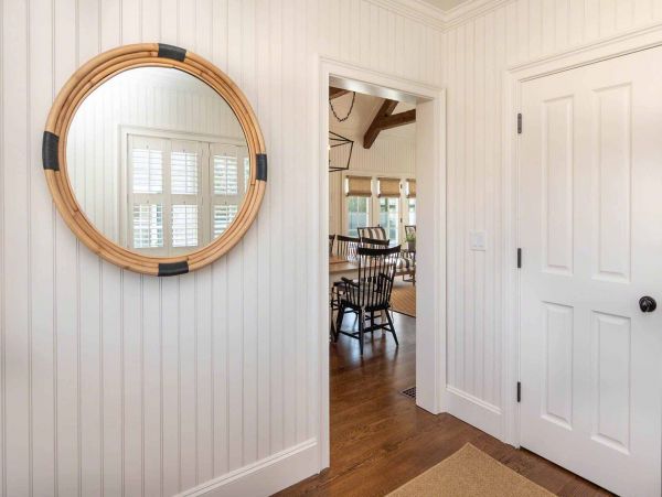 Cape Cod Home 994648